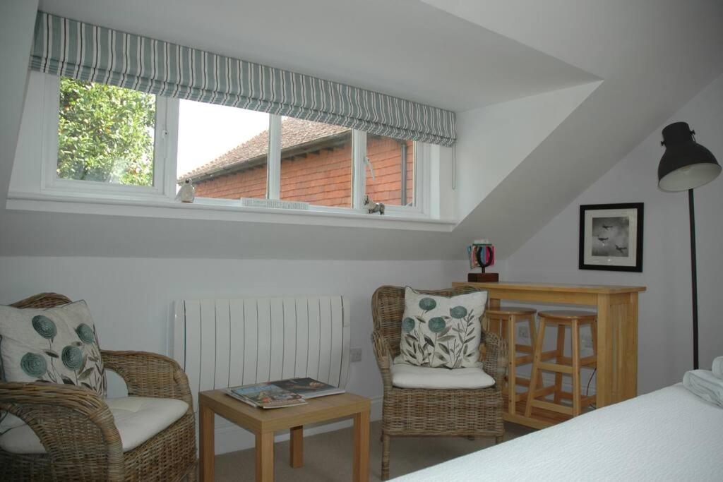 Cowslip Barn Annexe, Countryside Stay Near Chichester Dış mekan fotoğraf