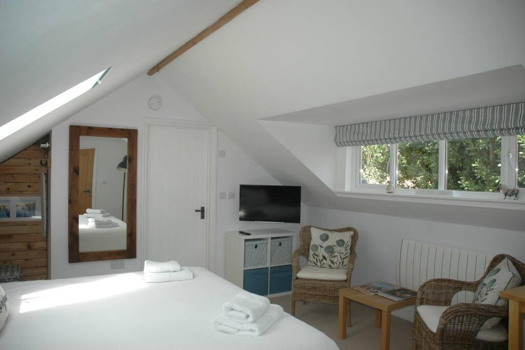 Cowslip Barn Annexe, Countryside Stay Near Chichester Dış mekan fotoğraf